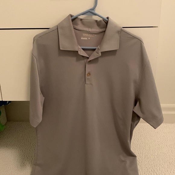 Nike Dri Fit. - Picture 1 of 3